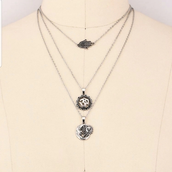 *Prescilla* Silver Layered Necklace - Picture 4 of 4